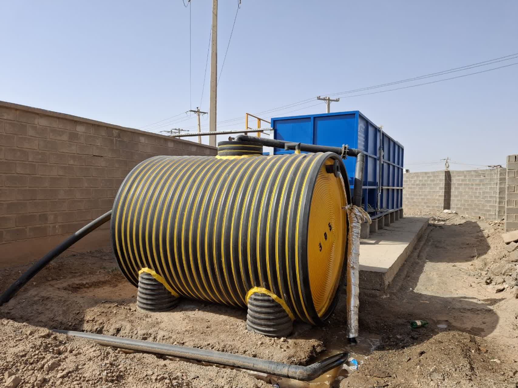 نصب پکیج تصفیه فاضلاب صنعتی در مشهد: از طراحی تا دریافت مجوز بهره‌برداری